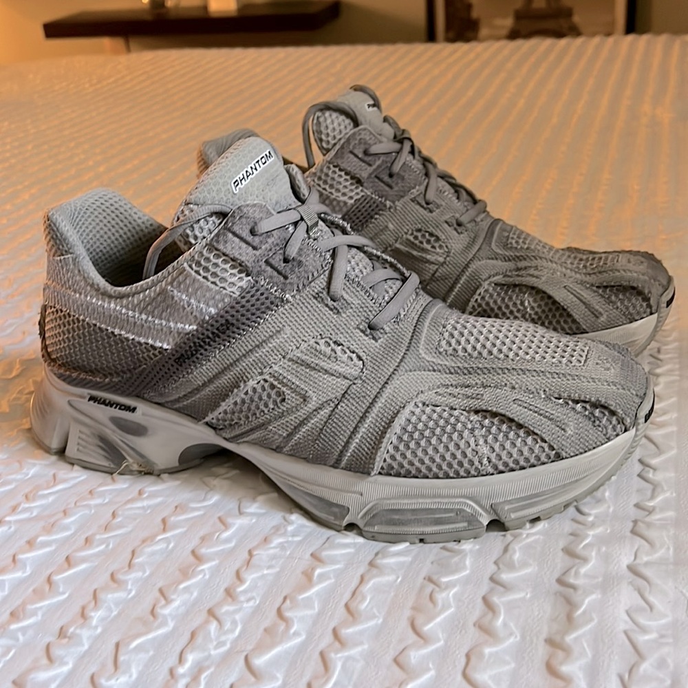 BALENCIAGA Phantom Sneakers